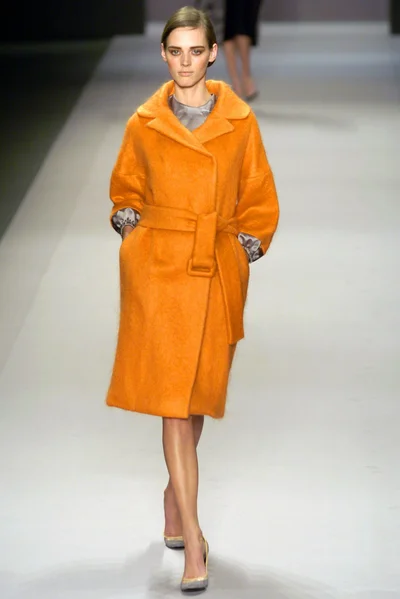 Look 28